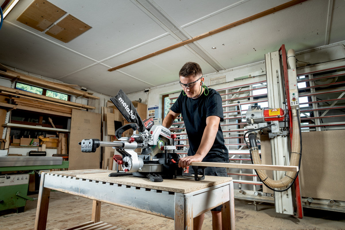 KGS 18 LTX BL 254 (614254850) Akku-Kappsäge - MELTEC GmbH