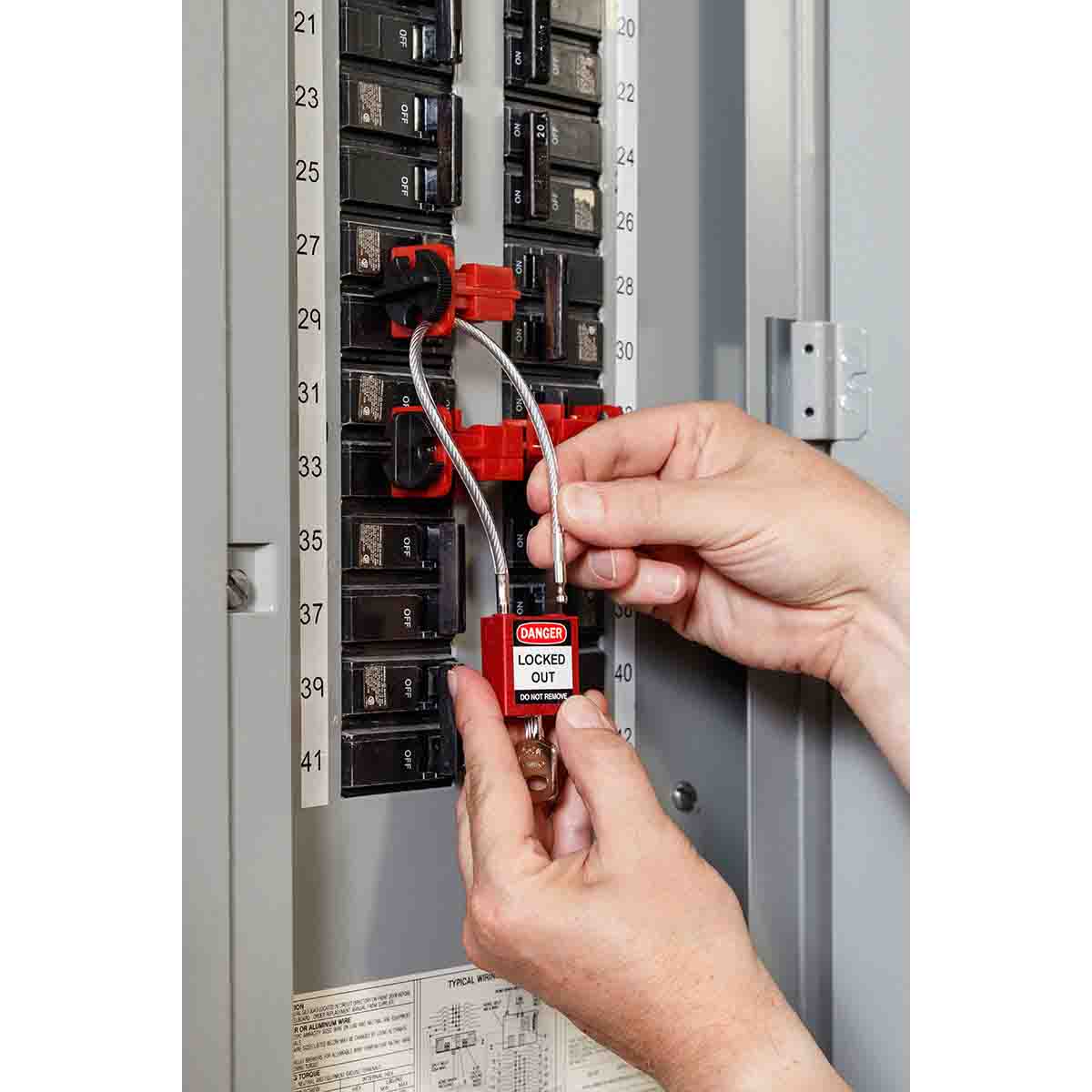 Kompaktes Sicherheitsschloss – mit Kabelbügel BRADY - MELTEC GmbH