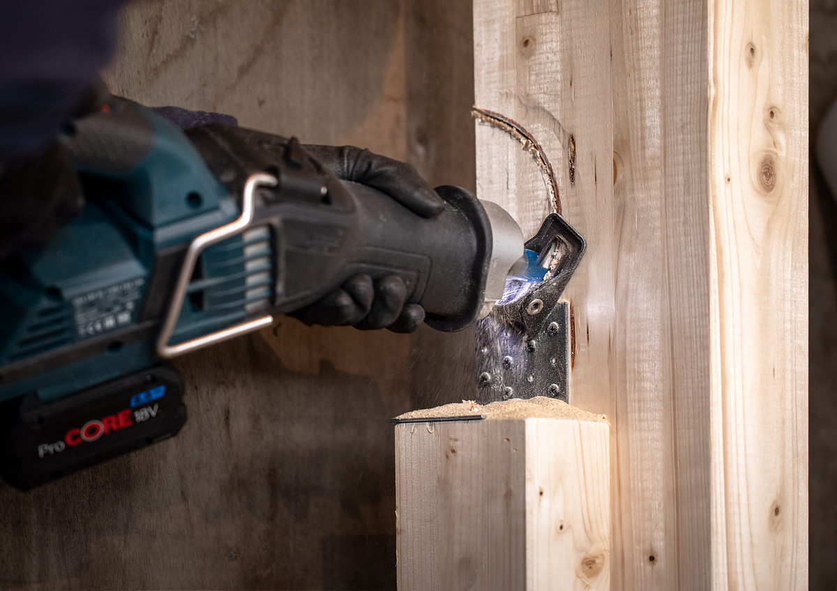 Bosch EXPERT Multi Material curve S 715 LHM Säbelsägeblatt