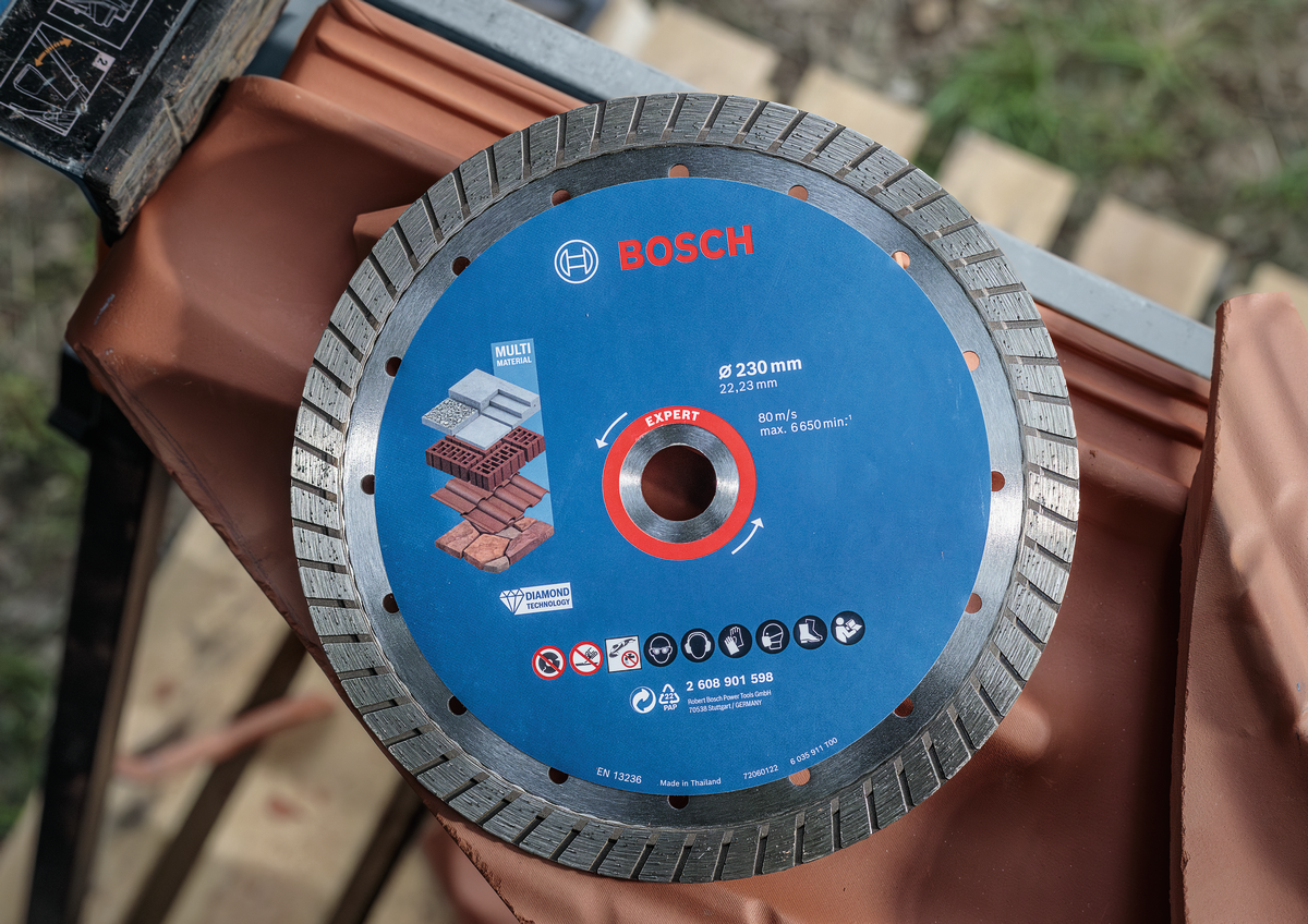 Bosch EXPERT Multi Material Diamanttrennscheiben, 230x22,23x2,4x15 mm
