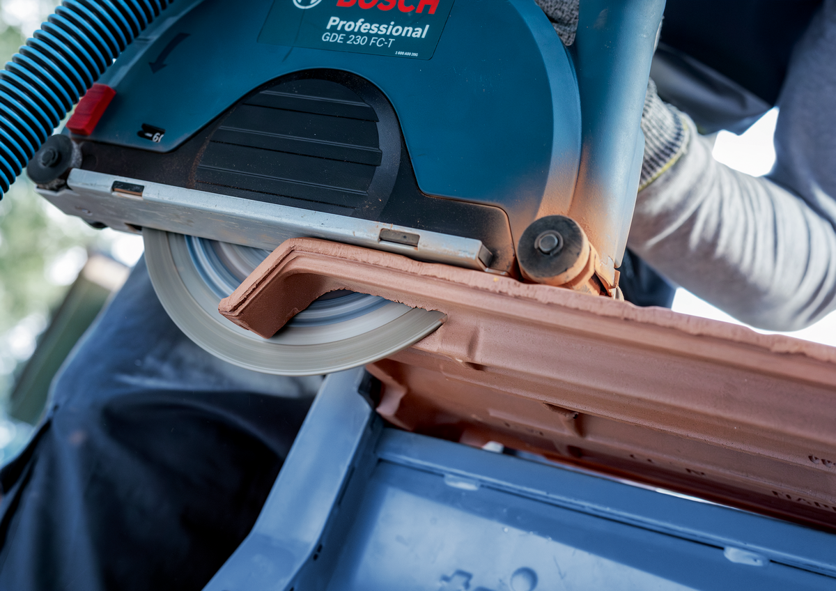 Bosch EXPERT Multi Material Diamanttrennscheiben, 230x22,23x2,4x15 mm