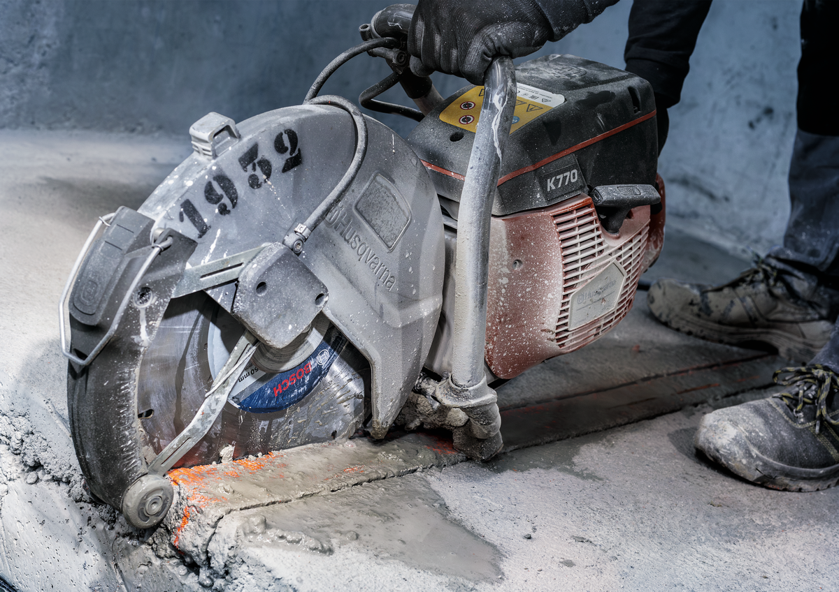 Bosch PRO Multi Material Diamanttrennscheibe, 300 x 25,4 mm
