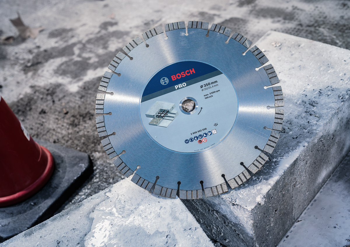 Bosch PRO Concrete Diamanttrennscheibe, 300 x 20/25,4 mm
