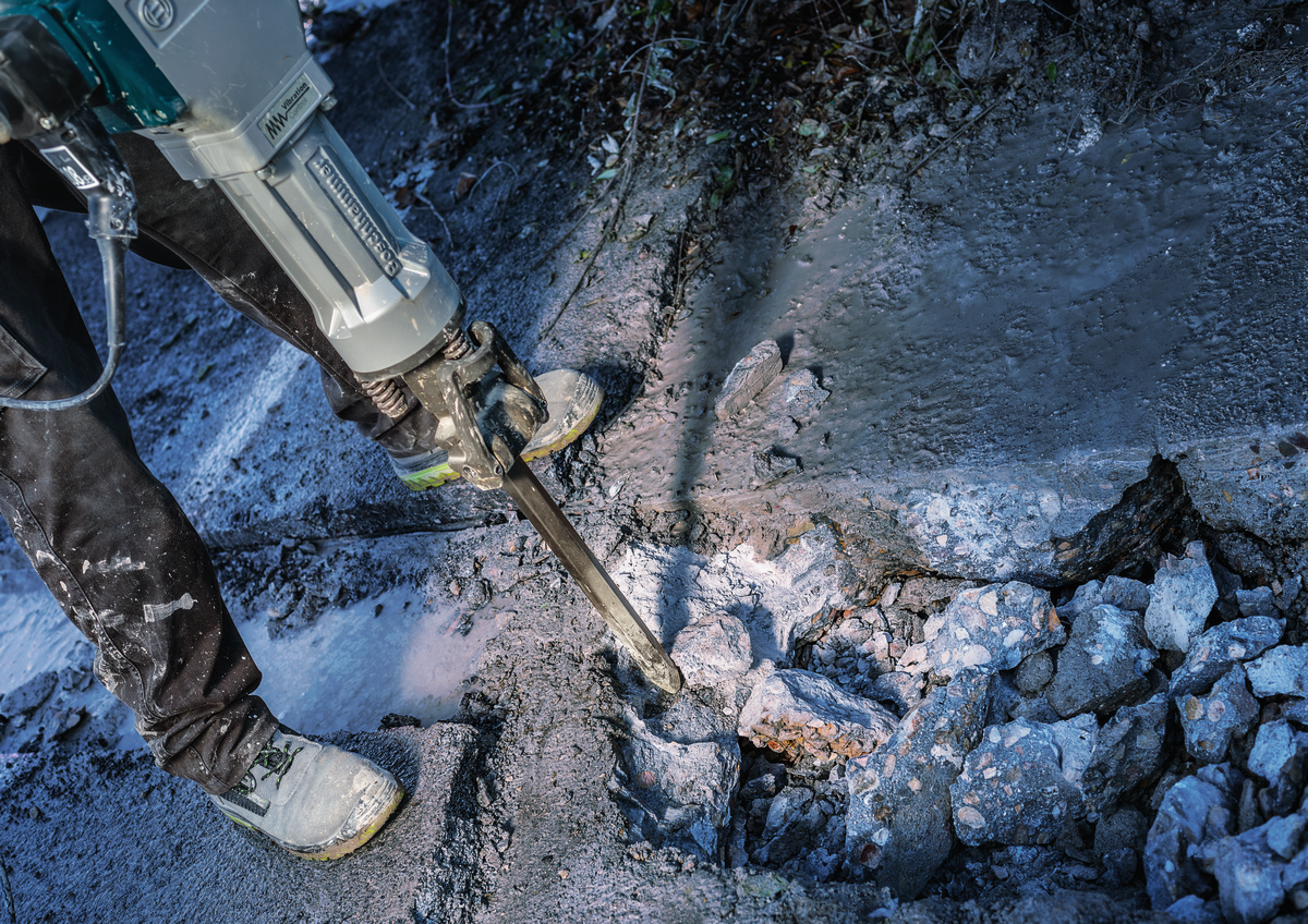 Bosch PRO HEX 28-4C Spitzmeißel, 400 mm