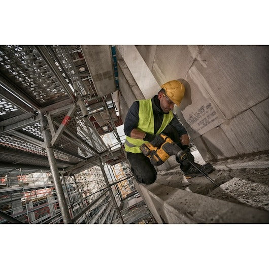 DCH333X2-QW - 54 Volt / 162 Wh SDS-plus Akku-Kombihammer 30mm (bürstenlos), 3,5 Joule, UTC - MELTEC GmbH