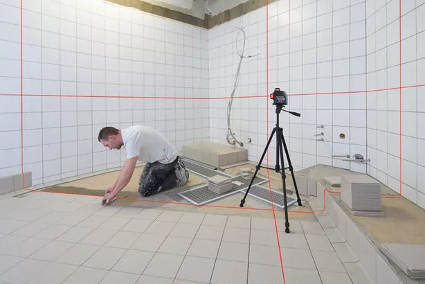 GLL 3-80 Professional Linienlaser im Handwerkerkoffer mit 4 x Batterie (AA), Laserzieltafel