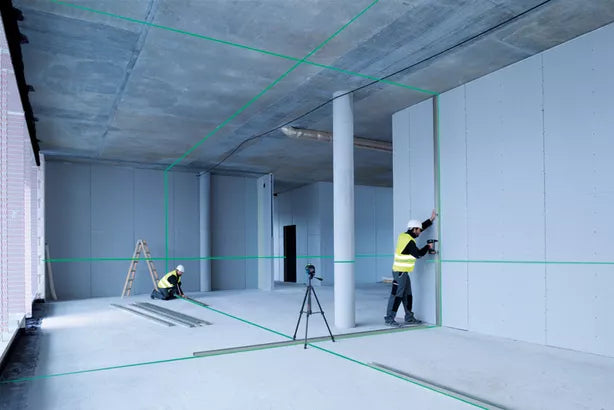 GLL 3-80 G Professional Linienlaser im Handwerkerkoffer mit 4 x Batterie (AA), Laserzieltafel