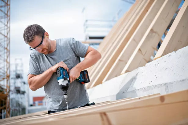 GDS 18V-1000 Professional Akku-Drehschlagschrauber in L-BOXX 136 mit 2 x Li-Ion-Akku 8,0 Ah ProCORE18V, Schnellladegerät