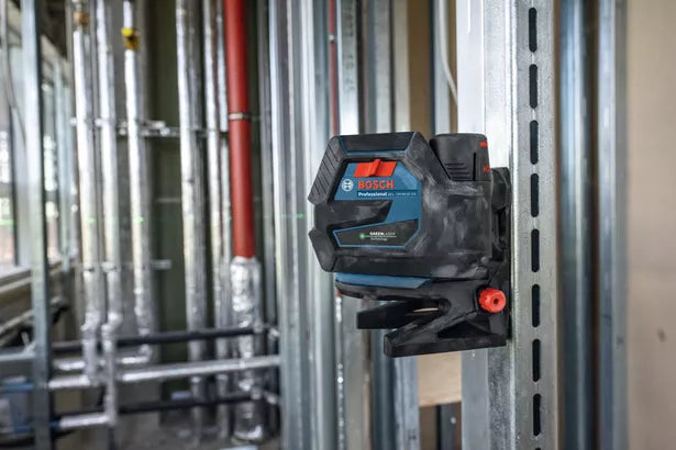 GCL 12V-50-22 CG Professional Kombilaser mit 4 x Batterie (AA), Stativ