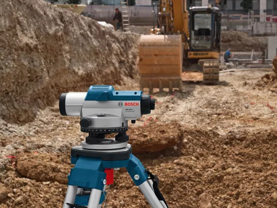 GOL 20 D Professional Optisches Nivelliergerät in Handwerkerkoffer mit Zubehör-Set