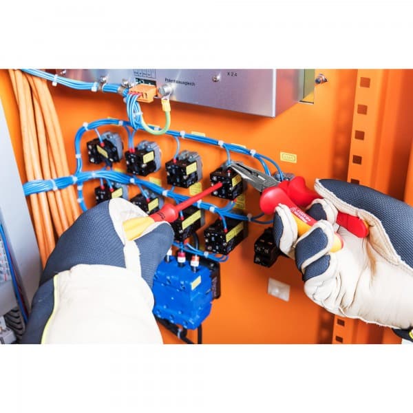 Werkzeug Sortiment ∙ schutzisoliert Anzahl Werkzeuge: 70 - MELTEC GmbH