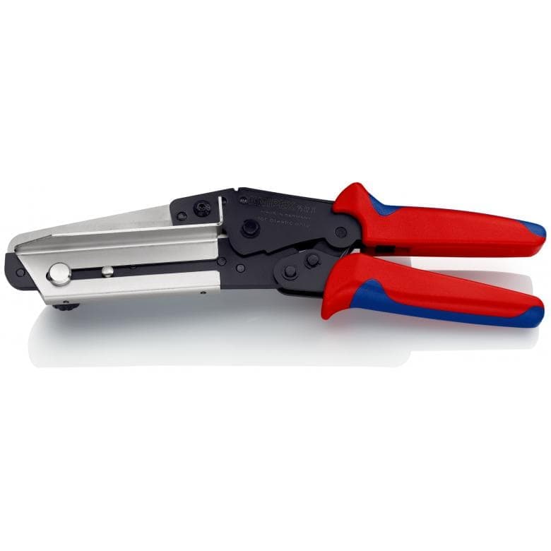 Schere für Kunststoffe Auch für Kabelkanäle - MELTEC GmbH