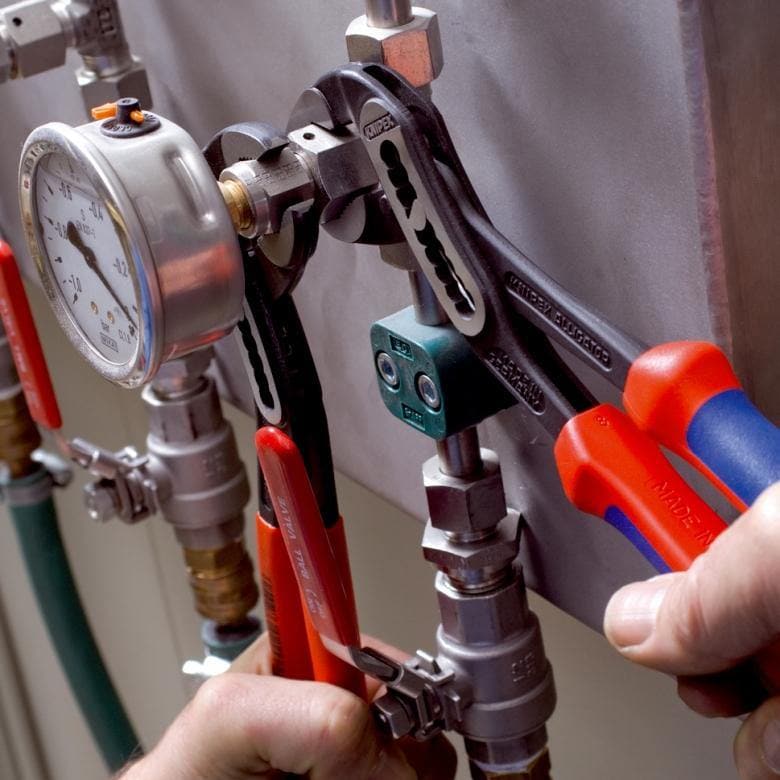 Wasserpumpenzange Alligator® - MELTEC GmbH