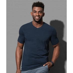 Herren  T-Shirt V-Ausschnitt "Clive" - MELTEC GmbH