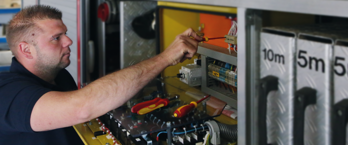 VDE-Kreuzschlitzschraubendreher PH Nr. 4665 VDE - MELTEC GmbH